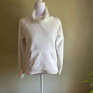 Champion Teddy Bear Fuzzy Pull Over